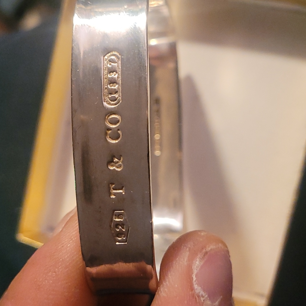 Tiffany & Co VINTAGE 2001 Sterling Silver Square Bangle Bracelet (AUTHENTIC)